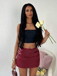 SHEIN TRNDY Women's Burgundy PU Leather Skirt, Burgundy Skort, Women's Bottoms, Women's Solid Color PU Fabric Faux Pocket Fashionable Mini Skirt, Women's Skirt, Women's Winter, Women's Autumn, Women's Winter, Christmas, Business Casual Women's Wear, Women's Office Attire - Burgundy - View 5