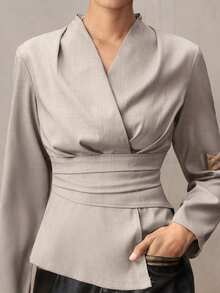 NOVVYNE 女士纯色交叉裹身长袖不对称下摆衬衫 - 杏色 - 查看 7