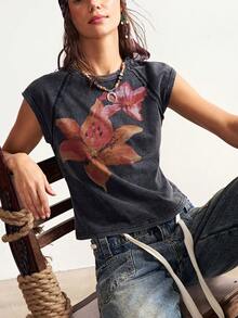 Bohemela Women's Summer Casual Floral Printed Cape Sleeve Slim Fit Washed T-Shirt, Christmas Floral New Year Holiday T-Shirt, Suitable For Casual Outings, Girls' Gatherings, Music Festivals, Parties, Layering, And Relaxing At Home. Party Top, Beach ,Graphic Tee, Everyday, Summer For Women, Easter, Rave Festival, Concert Women's Style, Music Holiday Holiday, Graphic Tee - Black - View 9