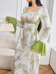Modelyn Vestido midi elegante con cintura ceñida, mangas con volantes y estampado floral con lazo en la cintura, adecuado para fiestas y vacaciones - Blanco - Ver 5
