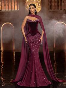 Glamrae Elegante vestido de noche de cola de sirena con parches de terciopelo burdeos y malla, con adornos de lujo y sin tirantes (capa desmontable para el cuello). Adecuado para todas las ocasiones formales. - Burdeos - Ver 7