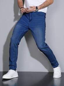 Manfinity Homme 加大码男士经典深蓝色修身复古休闲百搭牛仔裤 - 中等水洗藍 - 查看 3