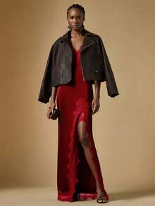 Briarwyn 女士露肩吊带黑色蕾丝拼接高开衩连衣裙 - 紅色 - 查看 3