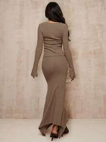 Glamine 1. 简约高端棕色圆领开襟金属纽扣长袖针织上衣，修身鱼尾仿毛皮保暖半身裙，两件套，适合姐妹聚会、正式晚宴、派对等场合穿着 - 卡其色 - 查看 2