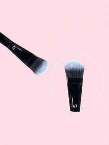 Pro 47 Foundation Brush Broom Powder & Shadow Brush Liquid/Cream & Blush Mix Angled Professional Makeup Brush Makeup Tools, 1pc