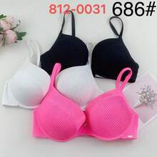 Uno rosa y otro blanco.