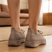 Mujer Zapatillas Deportivas De Tejido De Punto Transpirable Con Cordones Suela Gruesa Caqui - Caqui - Ver 2