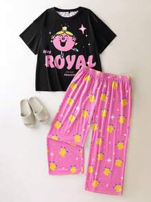 Mr Men Little Miss X SHEIN طقم بيجامة مكون من ملابس علوية فضفاضة ذات كتف منخفض مع رسومات كرتونية جميلة وبنطلون مقاس كبير