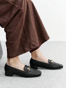 CUCCOO BIZCHIC Women's Metal Decor Casual Slip-On Loafers, Versatile For Daily Commute For Christmas - Black - View 2