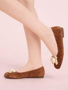 CUCCOO DOLLMOD Women's Elegant Commuter Flats With 3D Flower Bow Decor For Christmas - Brown - View 7