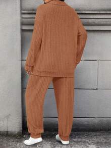 Calvaya Conjunto informal de 2 piezas de camiseta de manga larga con hombros caídos y pantalones de unicolor para mujer de talla grande - Mostaza Amarilla - Ver 2