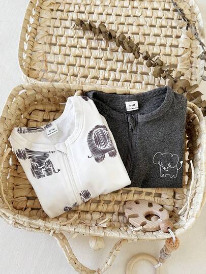 SHEIN Bộ 2 quần yếm dài tay cổ tròn in hình chú voi dễ thương màu trắng và xám cho bé trai, thoải mái khi đi chơi vào mùa thu/đông, đa năng