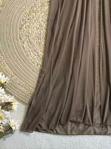 Swim Chiccia 纯色网纱拼接金属花朵装饰女士沙滩度假泳装优雅纱笼裙 - 棕色 - 查看 6