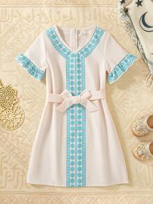 SHEIN Young Girls' Vintage Style Patchwork Retro Print A-Line Dress With Belt, Summer Fashion - Multicolor - View 2