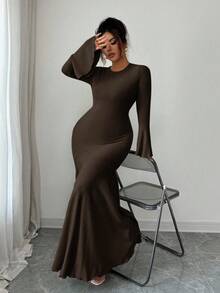 Elenzga Plus Size Elegant Solid Color Flare Sleeve Fishtail Hem Dress, Autumn - Brown - View 5