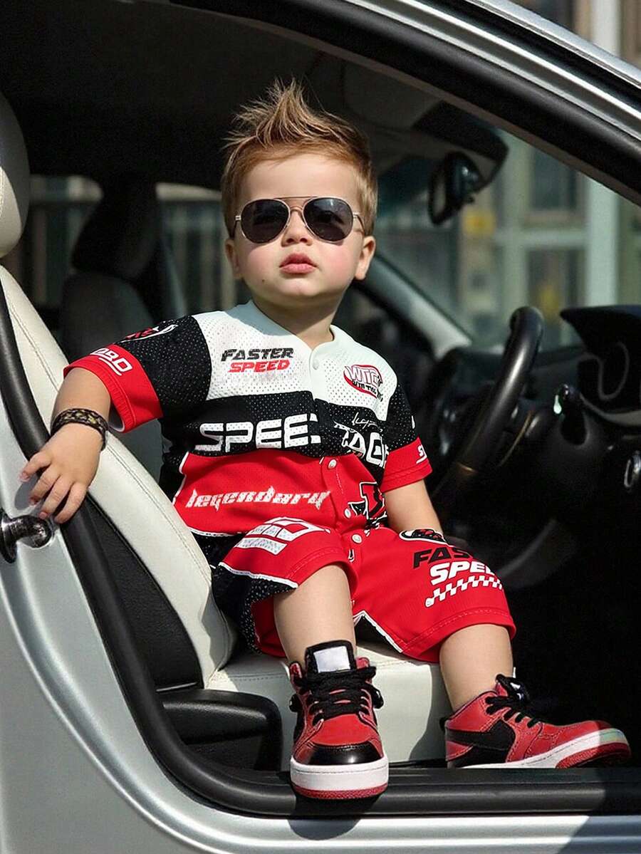 2件套男童休闲蓝白条纹polo衫短袖衬衫搭配松紧腰短裤套装，适合居家、外出、上学、旅行和度假，春夏皆宜。 - 彩色 - 查看 1