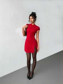 Aloruh 新款情人节/中国新年穿搭，复古硬币图案修身A字迷你短袖优雅红色约会连衣裙 - 紅色 - 查看 4