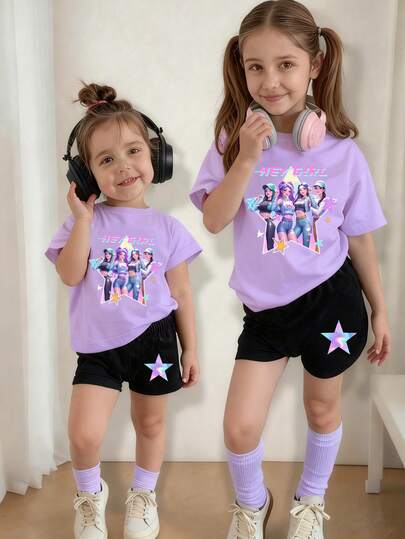 2pcs/Set Young Girl Fashion Colorful Star & Cartoon Girl K-Pop Band Letter Print Round Neck Short Sleeve T-Shirt Top And Shorts Set, Suitable For Outings In Summer