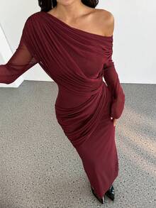 SHEIN PETITE 优雅派对单肩包臀长袖网纱连衣裙，适合女性，婚礼宾客礼服，深红色垂褶连衣裙，褶皱连衣裙，单袖连衣裙 - 酒紅色 - 查看 7