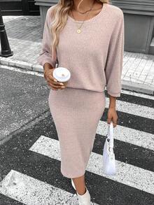 SHEIN LUNE Women's Bat Wing Crew Neck T-Shirt And Midi Pencil Skirt 2pcs Casual Outfit Set, Textured Fabric, Elegant For Work & Outings In Fall/Winter