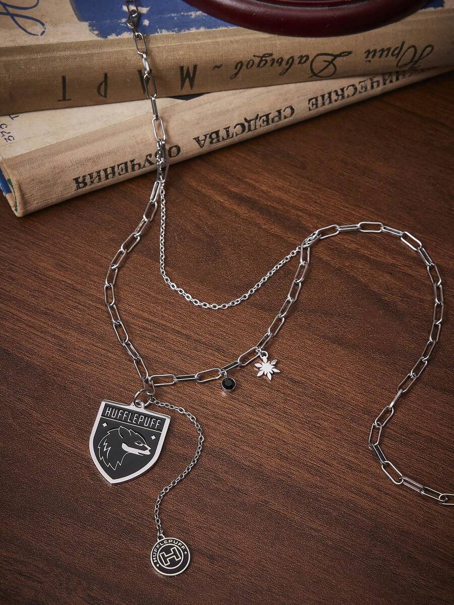 HARRY POTTER X SHEIN ¡Collar con colgante de casa! Colgante tipo insignia de estilo universitario, collar atmosférico versátil para otoño/invierno - Plateado - Ver 1