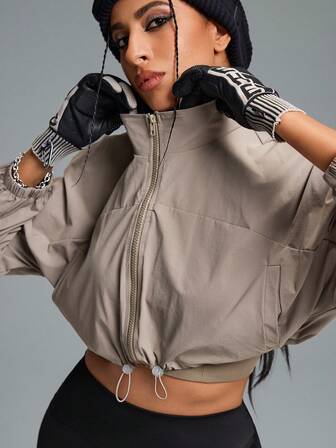 Innovista Woman Loose Fit Athletic Baggy Sports Jacket Workout Cropped Zip Up Fitness Clothes Casual Tops Running Daily Athleisure Office To Court Brunch To Gym Oversized Exercise Suit Biker Lightweight HIIT Training Comfort Movement Cycling Outdoor Exercise Fall Casual  Tops Utilitarian Chic