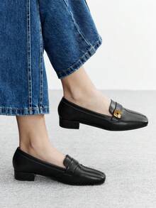 CUCCOO BIZCHIC 女士休闲纯色平底鞋，适合办公和通勤穿着。 - 黑色 - 查看 5