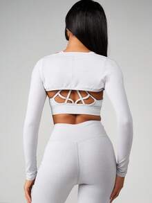 MISSGUIDED 长袖圆领露脐上衣，露背设计，镂空剪裁，露肩修身运动风女装 - 淺灰色 - 查看 2