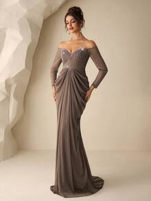 Coutiva 优雅的亮片珍珠装饰露肩露背长袖礼服（奢华华丽的礼服），配有褶裥裙摆；适合婚礼宾客、毕业典礼和生日派对的正式晚礼服。 - 棕色 - 查看 5