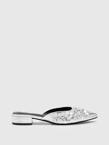 CUCCOO BIZCHIC Sandalias planas de punta puntiaguda con diseño floral metálico plateado para mujer, adecuadas para el transporte, cómodas y convenientes, de moda, vanguardistas, apropiadas para vacaciones y Navidad - Plateado - Ver 2