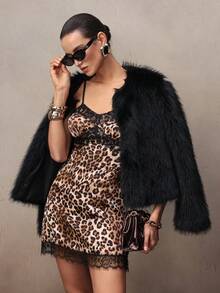 NOVVYNE Vestido camisero mini con decoración de encaje negro y estampado de leopardo en patchwork para fiesta sexy