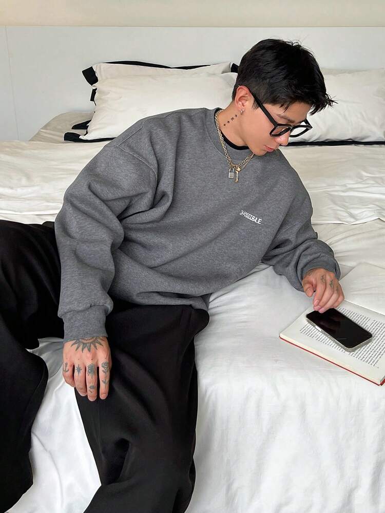 DAZY 男士加厚灰色圆领字母刺绣宽松套头卫衣，秋冬款 - 灰色 - 查看 7