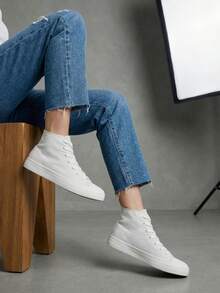Men Skateboarding Shoes - White - View 2