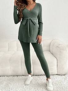 SHEIN 2pcs/Set Casual Maternity V-Neck Long Sleeve T-Shirt And Adjustable Waist Leggings, Comfortable Outfit Two Piece Set Women Comfy 2 Piece Lounge Sets Woman 2 Piece Casual Sets Woman Green 2 Piece Set Maternity Clothes Two Piece Suits - Green - View 3