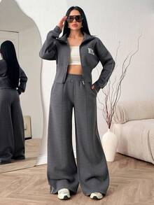 EURMUSE Women's Grey Two Pieces Set – NYC Print Sweatshirt And High Waist Wide Leg Pants, Casual Cotton Lounge Wear, Relaxed Fit Co-Ord, Streetwear, Comfortable Tracksuit, Athleisure Outfit - Grey - View 3