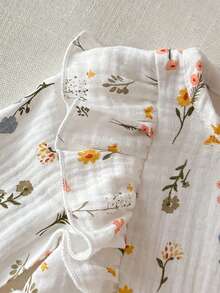 SHEIN 1pc Newborn Baby Girls' Round Neck Ruffle Trim Long Sleeve Soft Fabric Printed Cute Casual Dress/Skirt, Suitable For Spring/Summer Outings, Travel And Vacation - Apricot - View 4