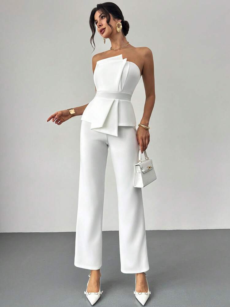 Tuta bianca asimmetrica senza spalline, in vita alta, elegante, raffinata, minimalista, dignitosa, romantica, alla moda, adatta per il pendolarismo, moderna, adatta per occasioni festive, come invitata a un matrimonio, San Valentino, appuntamenti serali - Bianco - Visualizzare 10
