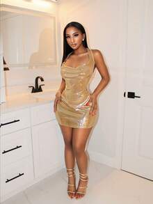 BamGleam Komplet z drapowanym dekoltem, odkrytymi plecami i wiązaniem na ramiączkach, krótki top i mini spódniczka, seksownie dopasowany