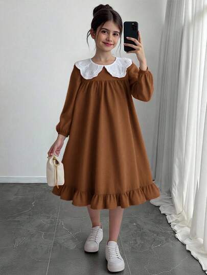 SHEIN 少女灯芯绒拼接蕾丝彼得潘领长袖连衣裙，修身休闲A字连衣裙，秋冬新品，适合年轻女孩日常穿着、上学、秋冬季，可搭配白衬衫，适合返校季、学院风、圣诞节、女孩冬装、圣诞服装、派对服装、日常上学穿着、生日服装、公主风服装，也适合母女/姐妹穿着。