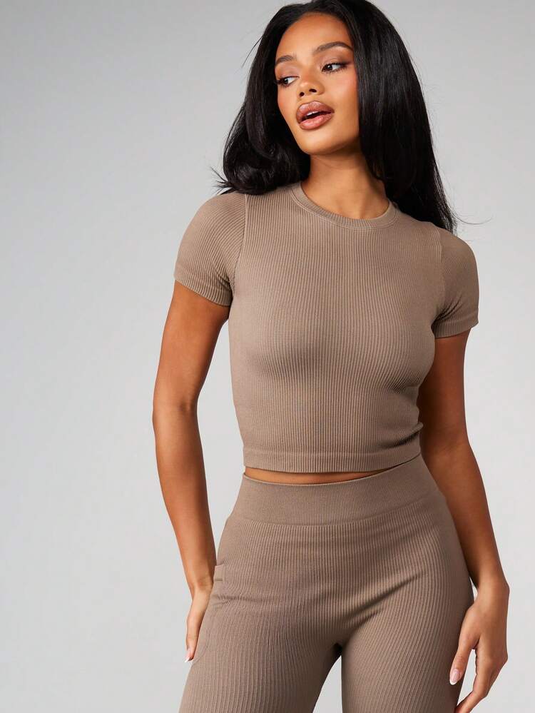 MISSGUIDED 골지 반팔 크롭 탑 라운드넥 피티드 캐주얼 컴포트 에센셜 기본 티 레이어링 피스