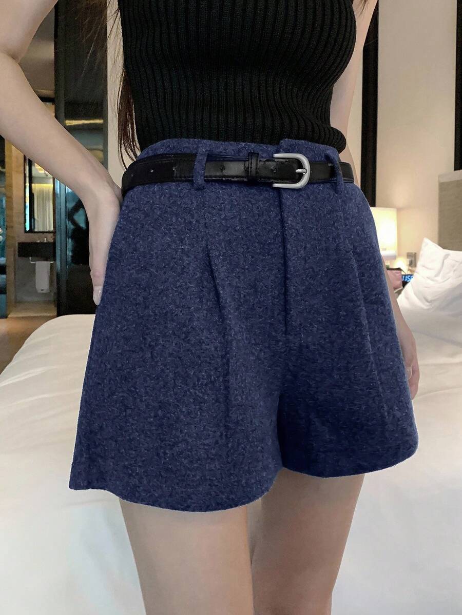 DAZY 女款純色休閒寬鬆羊毛混紡短褲,適合秋冬校園穿著 - 黑色 - 查看 1