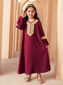 Girls' Traditional Arabic Dress: Burgundy Base With Golden Lace Embroidery, V-Neck + Flare Sleeves, Elegant And Graceful, Suitable For Festive Occasions, Ramadan Family Gatherings - Burgundy - View 11