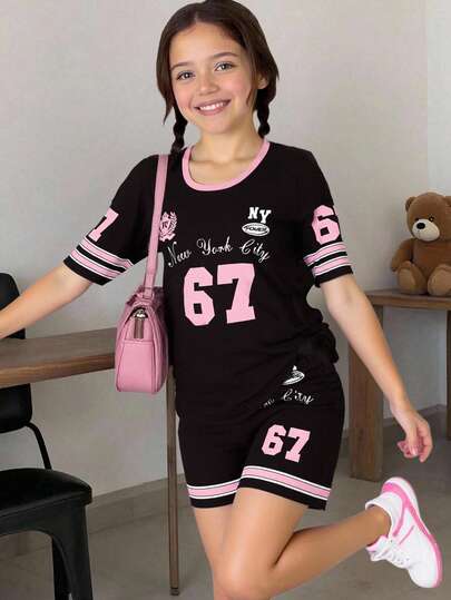 Girls' Oversized Round Neck Short Sleeve T-Shirt And Knit Skinny Shorts Sports Suit, Black Girls' Numeric 67+ Letter Print Casual Outfit Girls' Summer Street Fashion Suit Girls Sets Sporty Teen Girl Clothes Short Set Girls Athletic Romper Tween Sporty Sets Teen Girl Lounge Wear