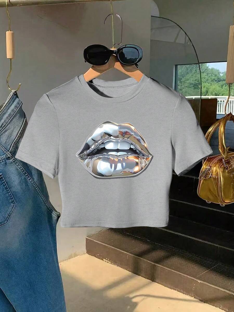 Silver Lip Print Casual Slim Fit Cropped Round Neck T-Shirt - Grey - View 1