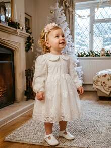 SHEIN Đầm công chúa tay dài cổ bèo thêu lưới dễ thương cho bé gái, thoải mái và mềm mại, thích hợp cho các dịp mùa xuân/thu như đi học, tiệc tùng, sinh nhật, họp mặt gia đình, có thể làm quà tặng - trắng - Xem 12