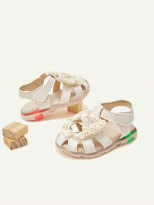 Cozy Pixies 1双可爱女婴凉鞋，镂空设计，透气，蝴蝶结花朵装饰，魔术贴搭扣，柔软舒适，百搭公主凉鞋 - 米色 - 查看 9