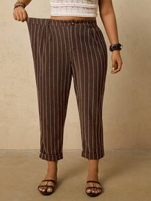 Freevana بنطلون قصير مخطط مريح للعطلات للمقاسات الكبيرة - قهوة بني - مشاهدة 6