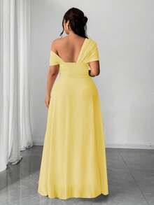 SHEIN PETITE CURVE 大码女士优雅浪漫雪纺单肩开衩连衣裙，适合婚礼宾客、圣诞派对、新年庆祝活动 - 黃色 - 查看 2