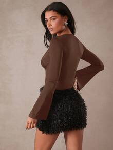 Hauture Áo thun nữ tay dài cổ chữ V sâu phối ren tương phản gợi cảm - Cà phê nâu - Xem 2