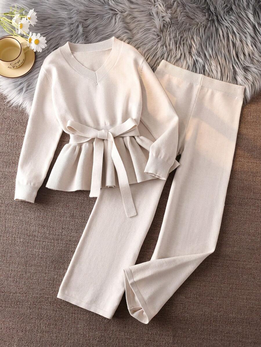Sparklyn 女童两件套毛衣套装，V领针织上衣和裤子，时尚收腰设计，居家、户外、旅行皆宜，秋冬季针织套装休闲两件套，长袖系带上衣，女式两件套裤装 - 杏色 - 查看 1